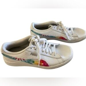 PUMA Vikky women’s 6 1/2 white sneakers with a multicolored tie dye stripe
